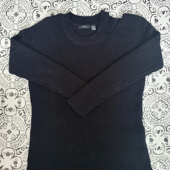 RDI Sweaters - Women's Black Sweater